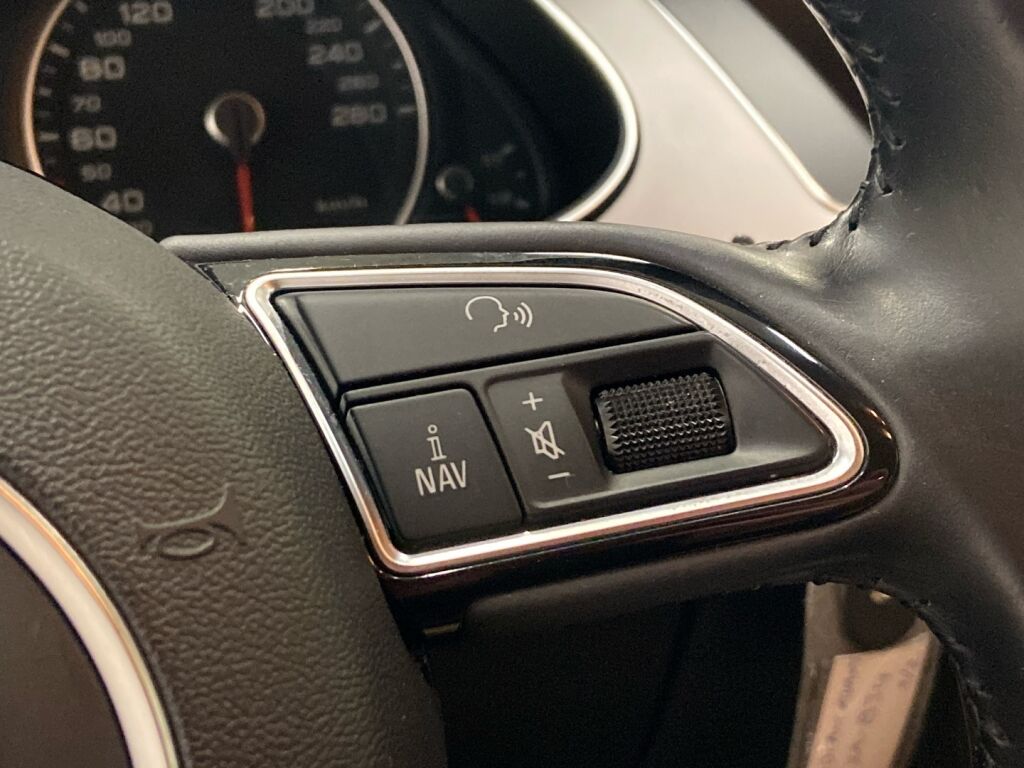 Audi A4 2013 Harmaa