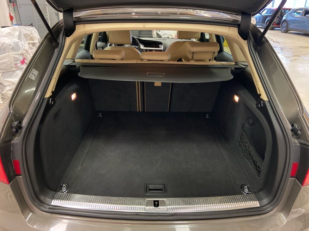 Audi A4 2013 Harmaa