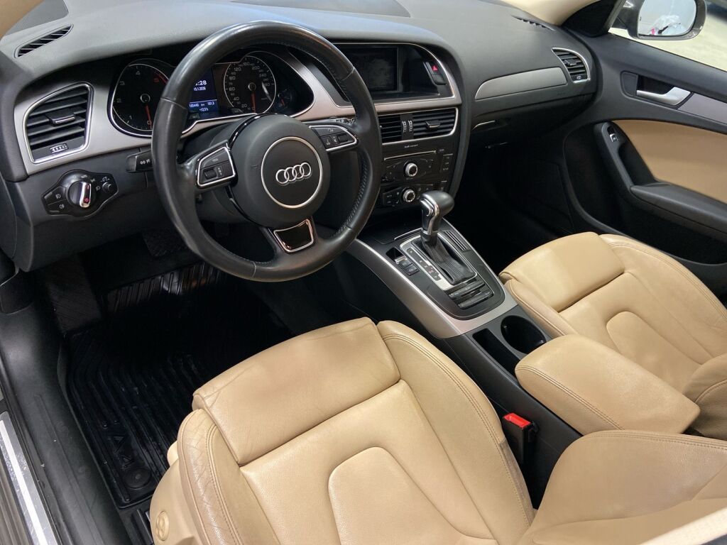 Audi A4 2013 Harmaa