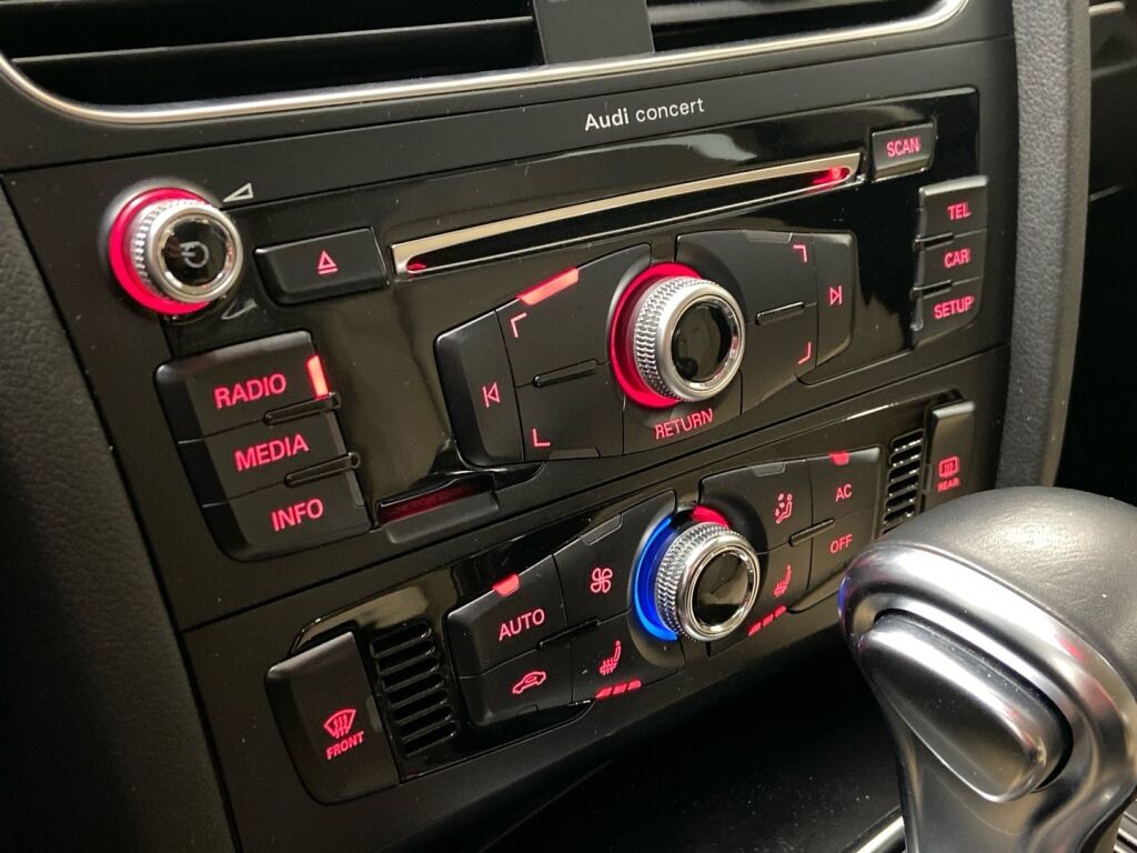 Audi A4 2013 Harmaa