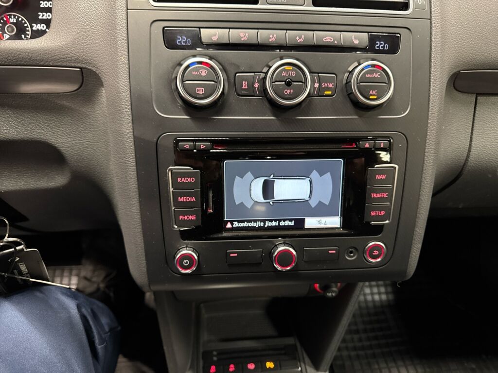 Volkswagen Touran 2013 Sininen