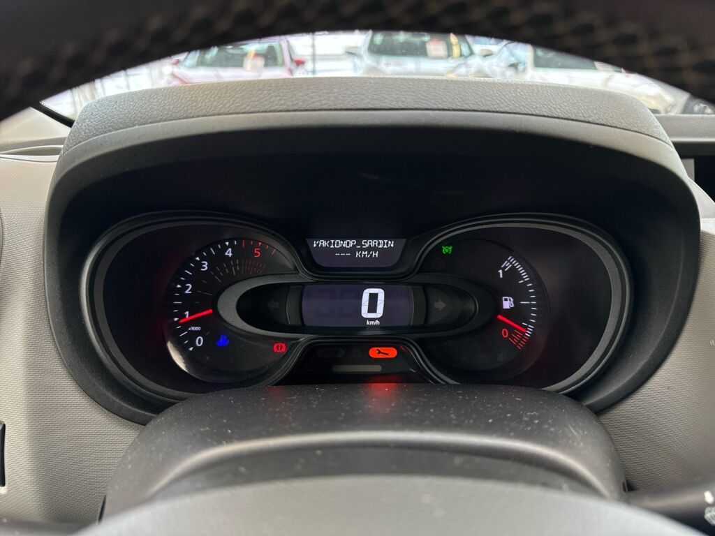 Renault Trafic 2019 Valkoinen