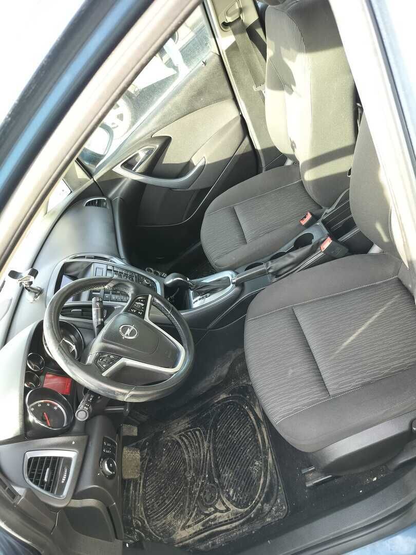 Opel Astra 2013 Sininen