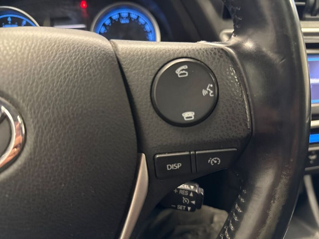 Toyota Auris 2014 Harmaa