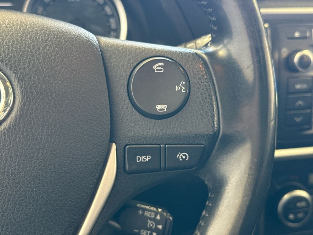 Toyota Auris 2014 Harmaa