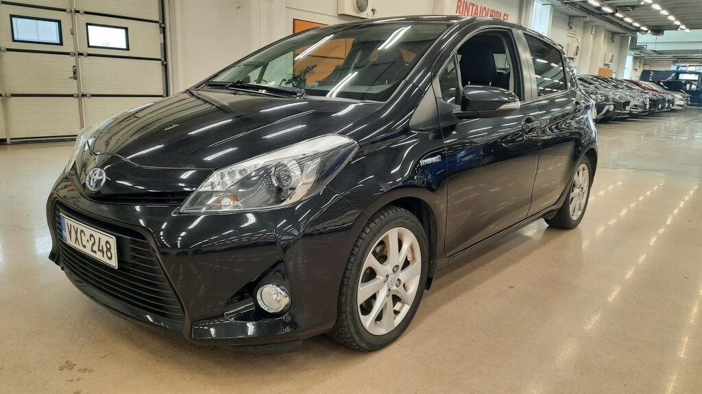 Toyota Yaris 2013 Musta