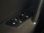 Volkswagen Golf 2013 Musta
