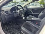Toyota Avensis 2013 Valkoinen