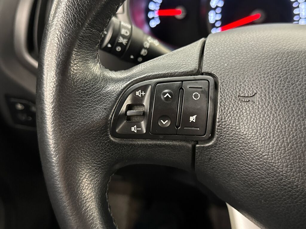 Kia Sportage 2013 Valkoinen