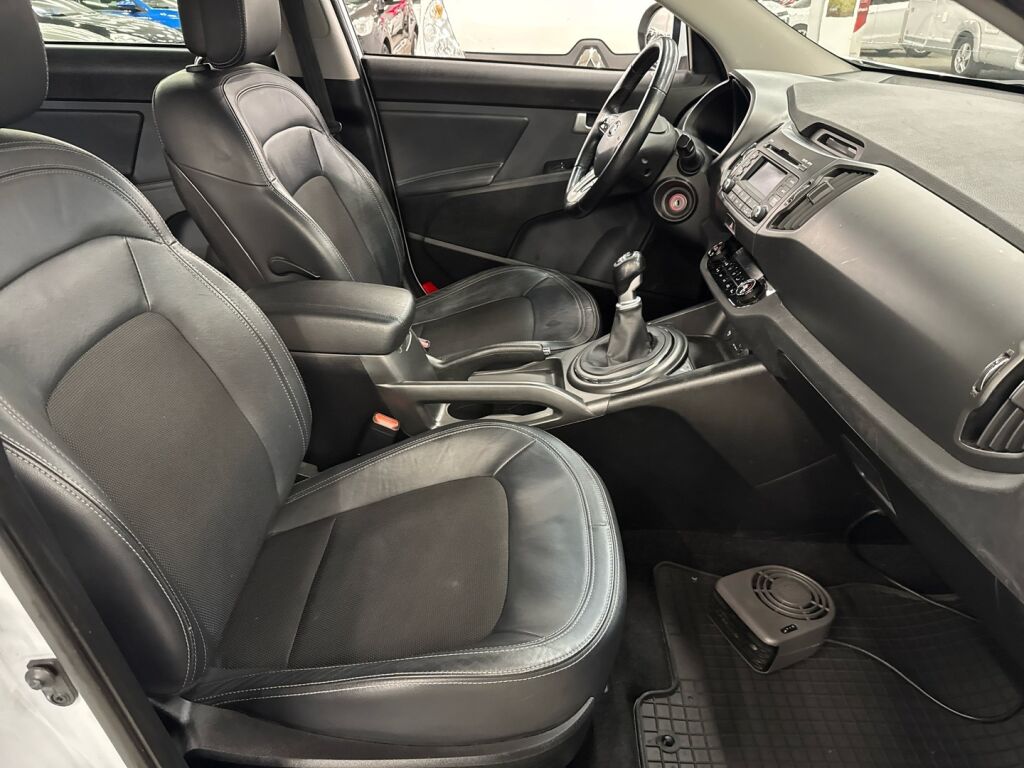 Kia Sportage 2013 Valkoinen