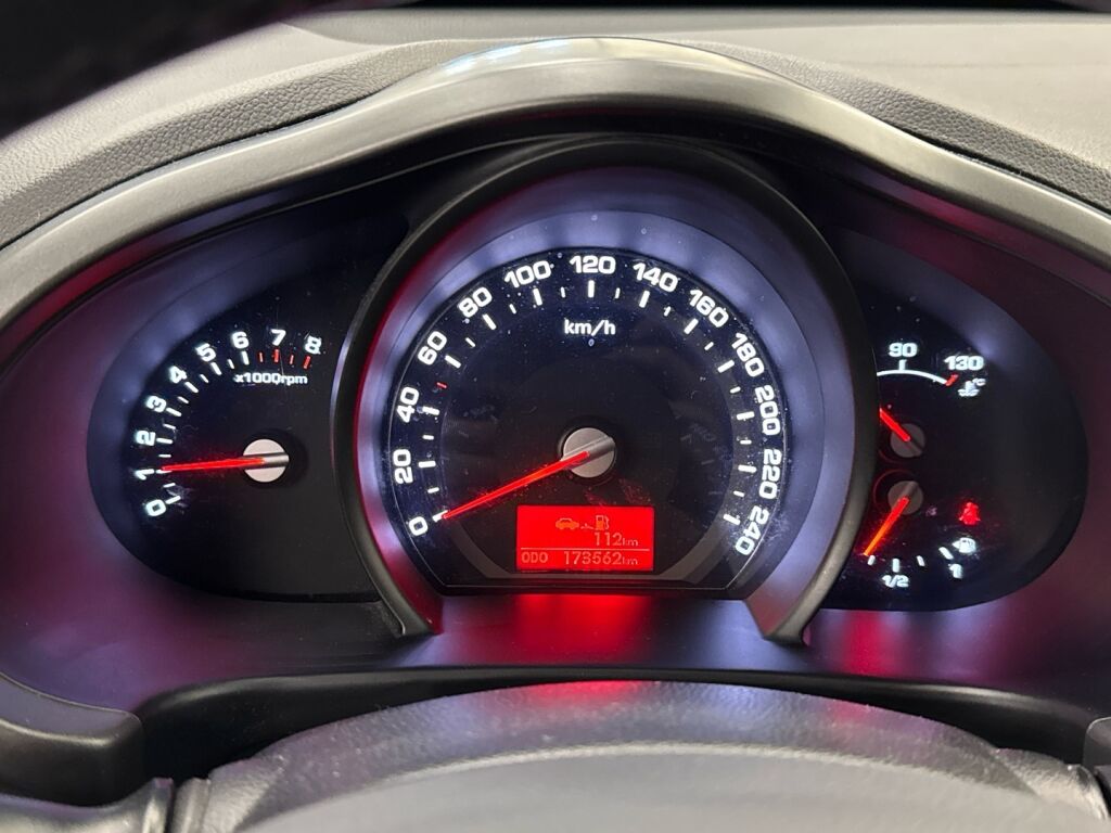 Kia Sportage 2013 Valkoinen