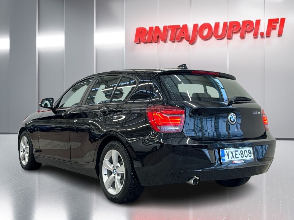 BMW 116 2013 Musta