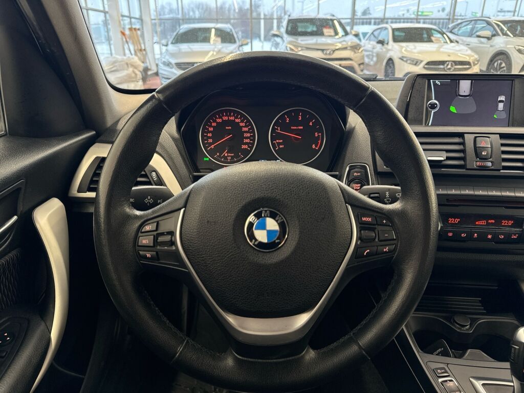 BMW 116 2013 Musta