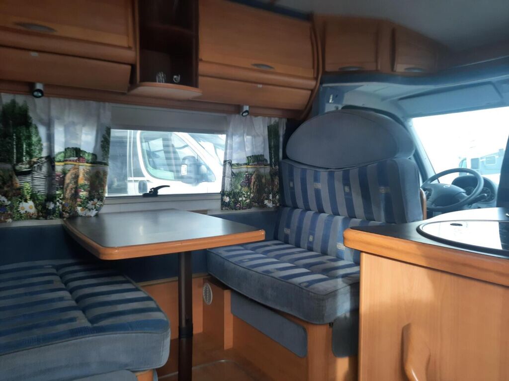 LMC LIBERTY 6000 Ti ALDE 2003 Valkoinen