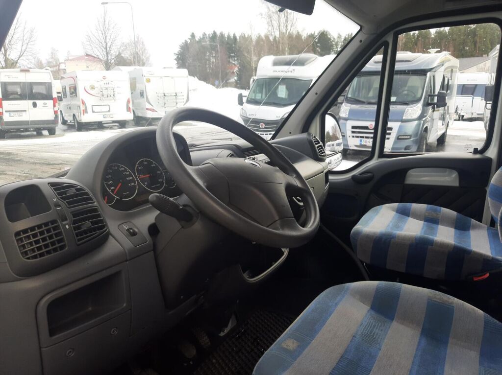 LMC LIBERTY 6000 Ti ALDE 2003 Valkoinen