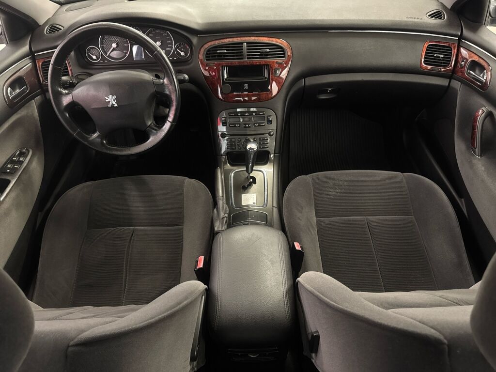 Peugeot 607 2005 Harmaa