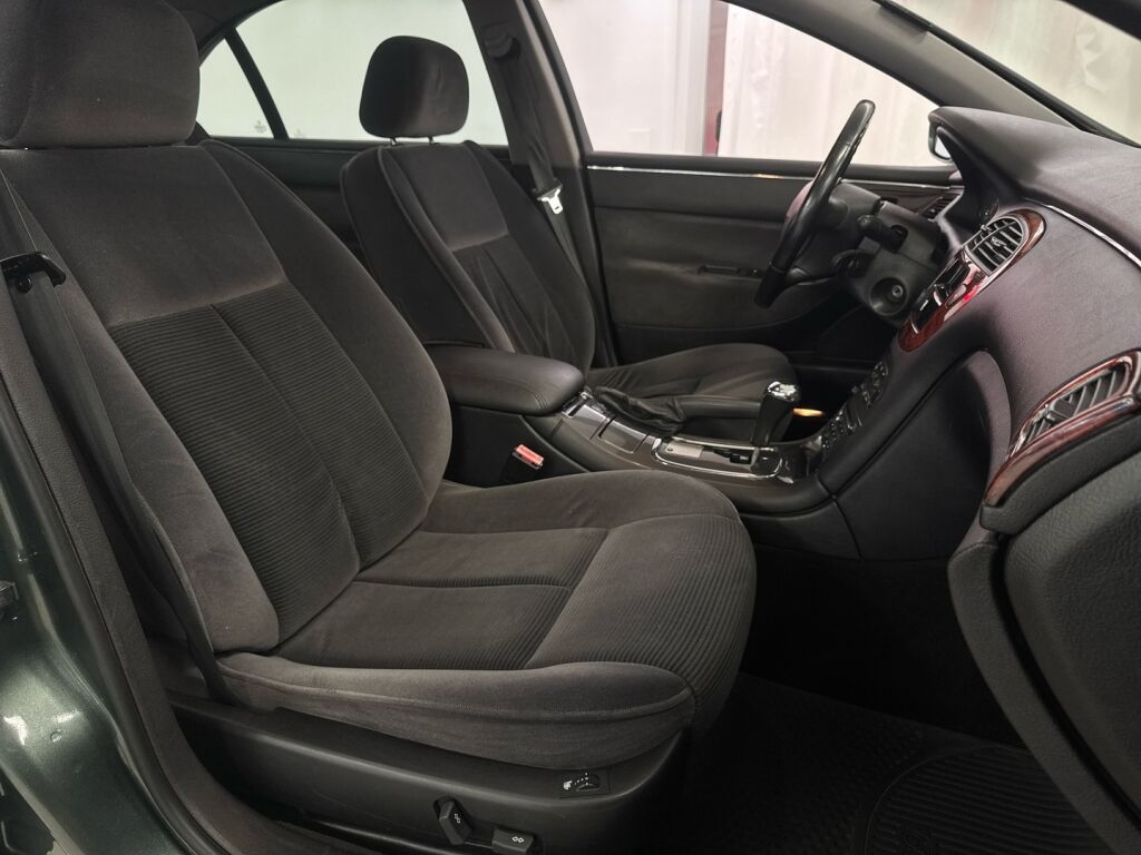 Peugeot 607 2005 Harmaa