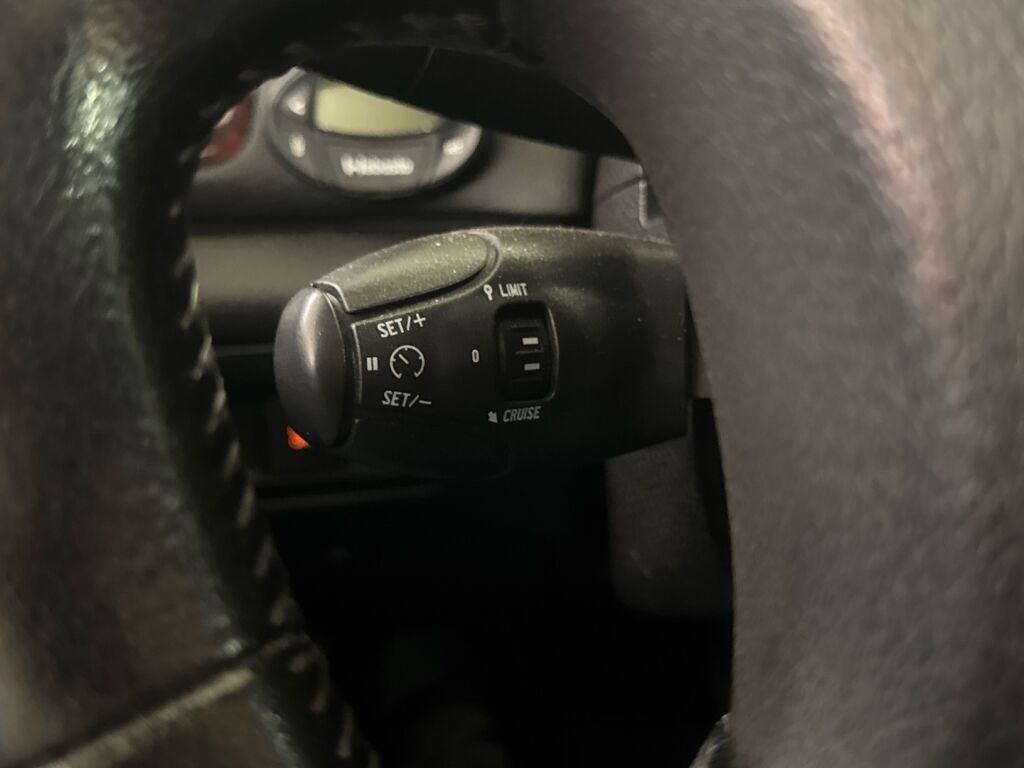 Peugeot 607 2005 Harmaa