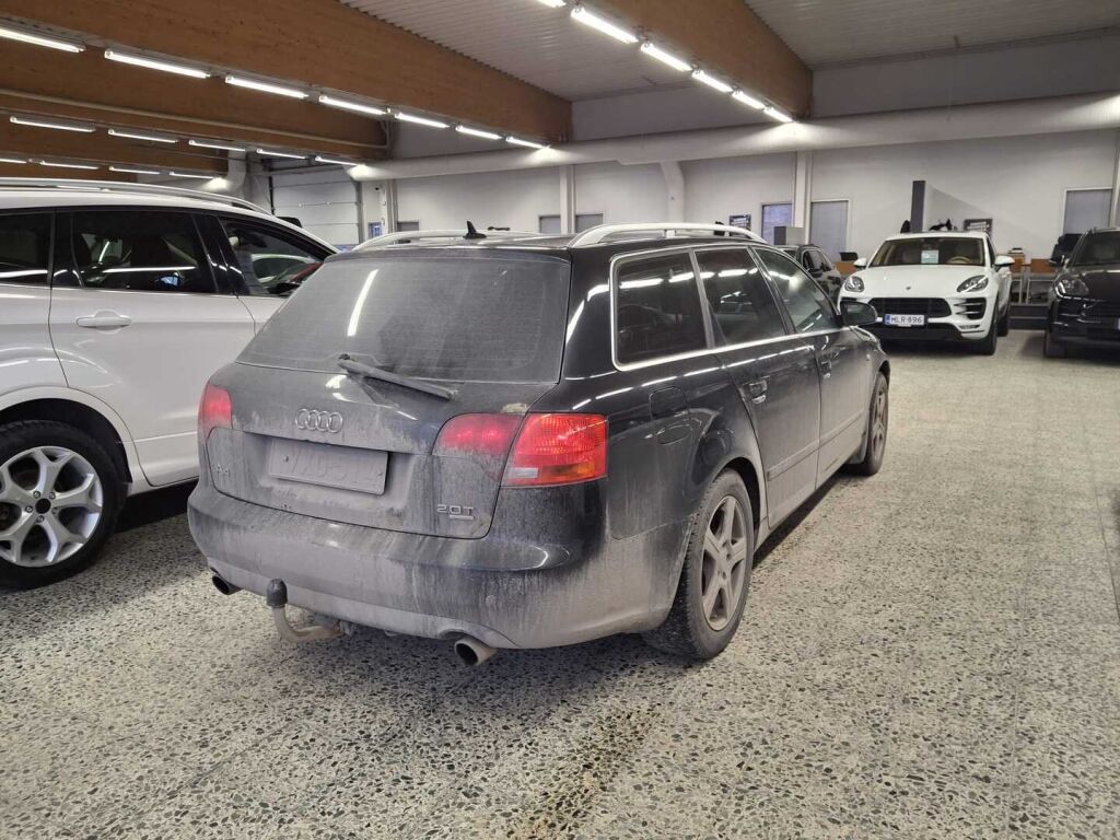 Audi A4 2005 Musta