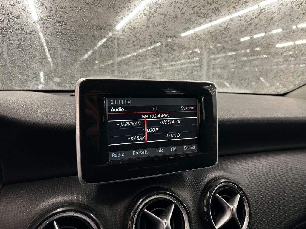 Mercedes-Benz A 2013 Musta