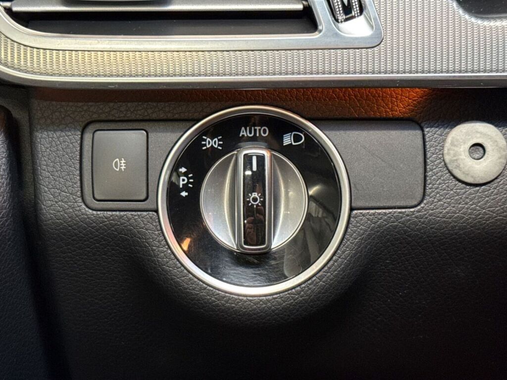 Mercedes-Benz E 2013 Harmaa