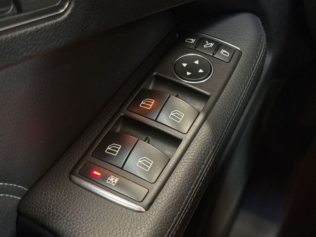 Mercedes-Benz E 2013 Harmaa