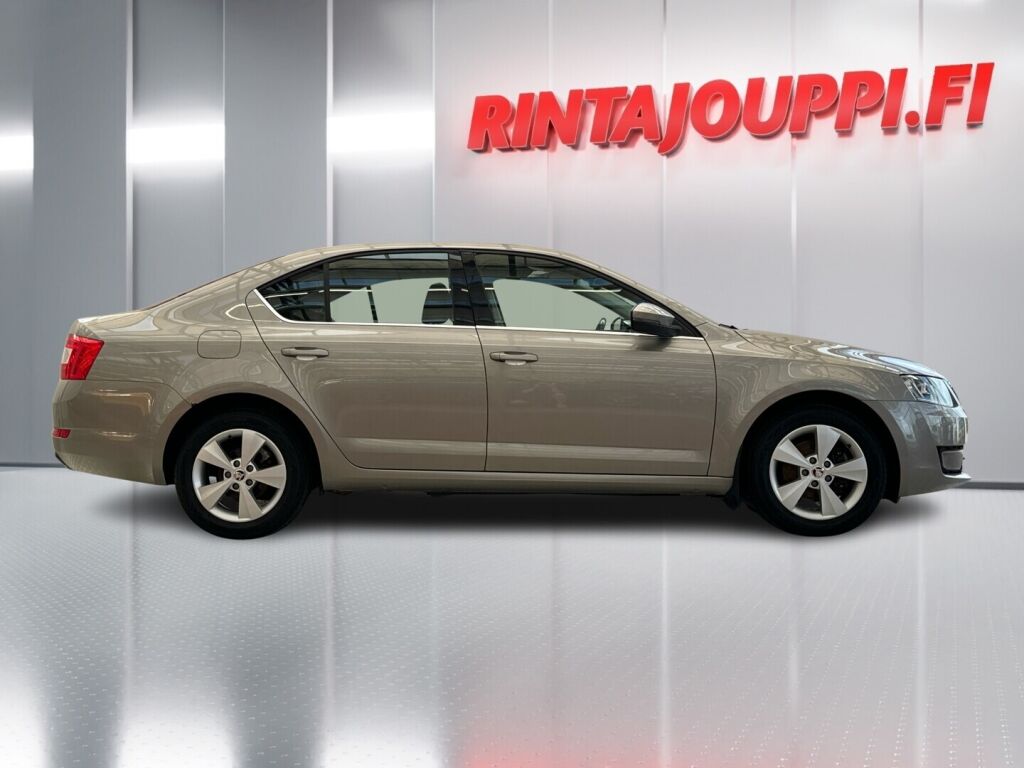 Skoda Octavia 2013 Ruskea (beige)