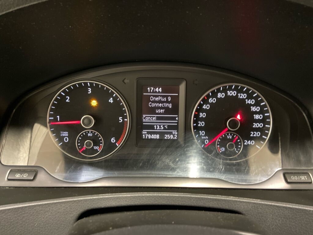 Volkswagen Transporter 2013 Valkoinen