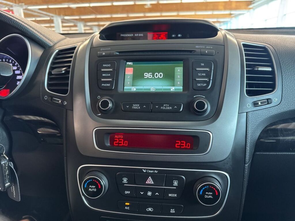 Kia Sorento 2013 Punainen