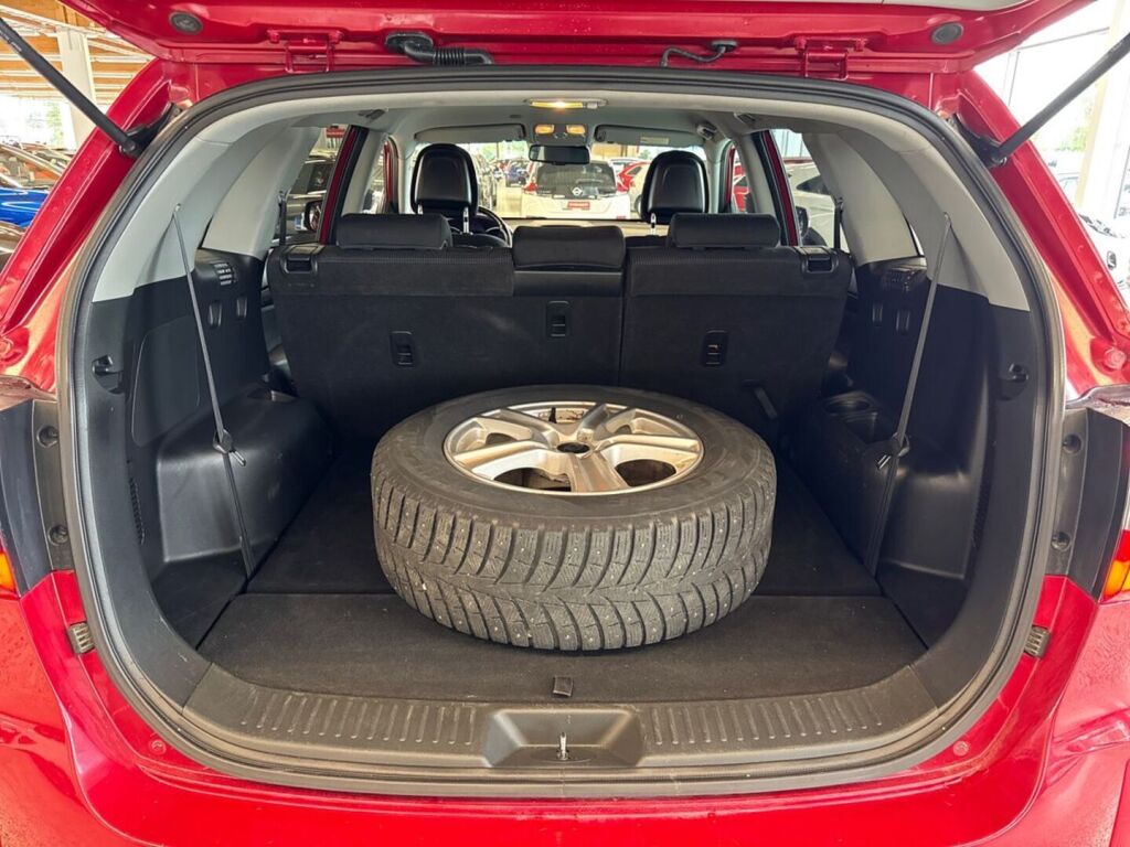 Kia Sorento 2013 Punainen