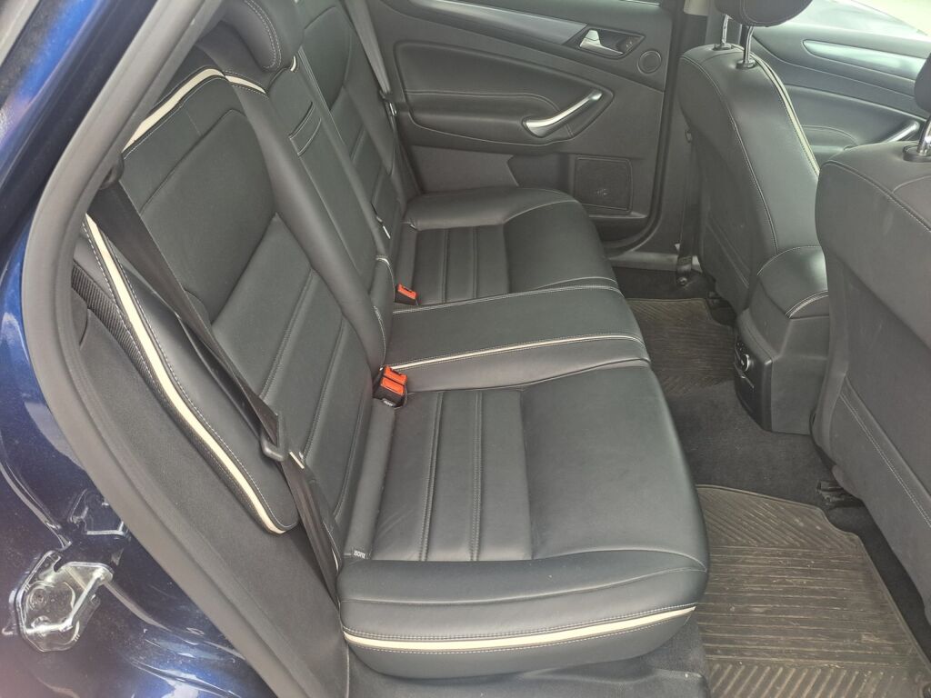 Ford Mondeo 2013 Sininen