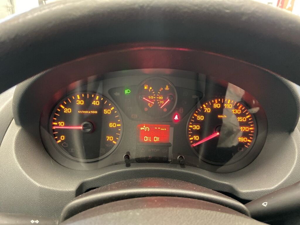 Toyota Proace 2014 Sininen