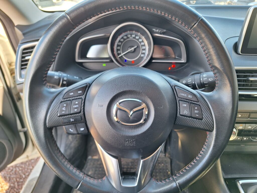Mazda Mazda3 2014 Valkoinen