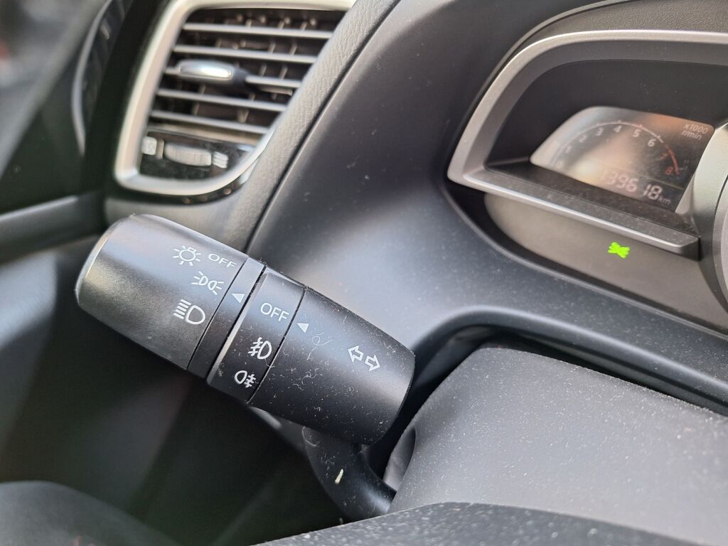 Mazda Mazda3 2014 Valkoinen