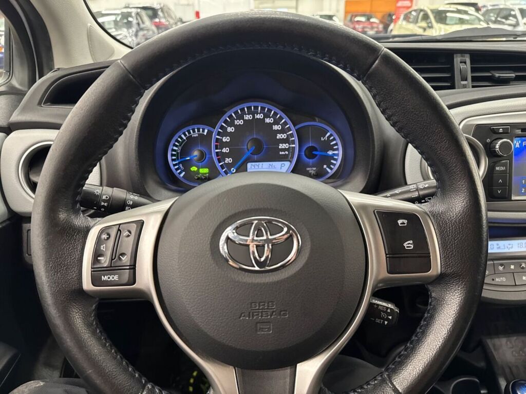 Toyota Yaris 2014 Valkoinen
