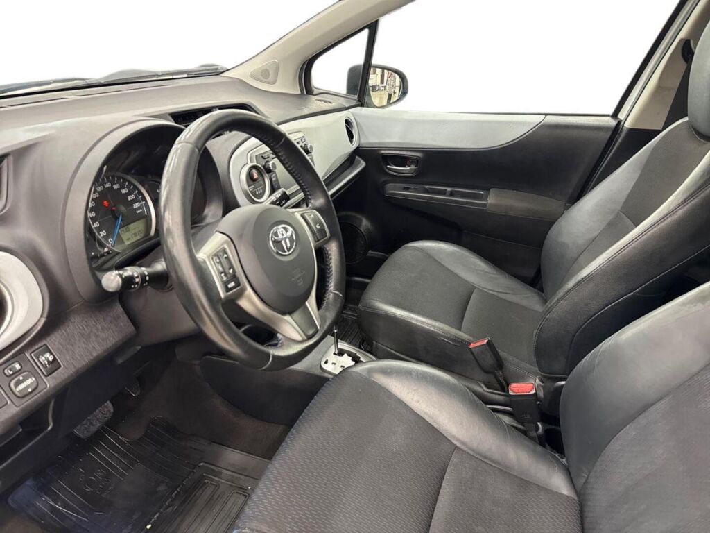 Toyota Yaris 2014 Valkoinen