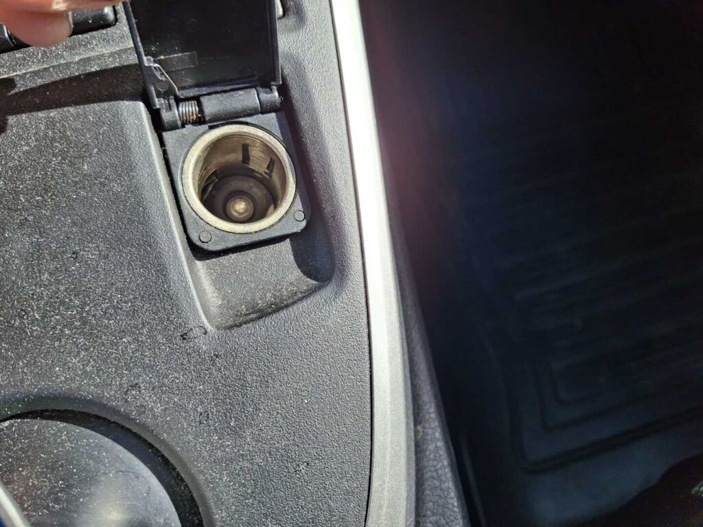 Toyota Auris 2014 Musta
