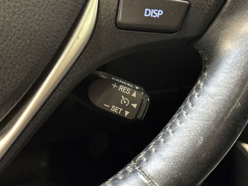 Toyota Auris 2014 Musta