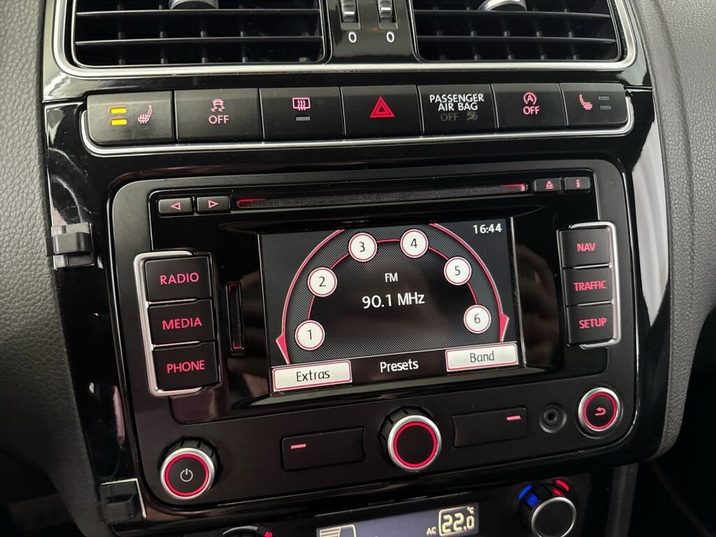 Volkswagen Polo 2014 Sininen