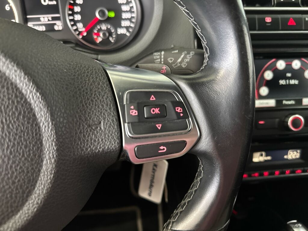 Volkswagen Polo 2014 Sininen