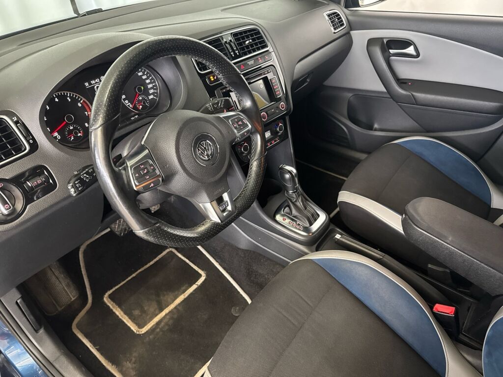 Volkswagen Polo 2014 Sininen