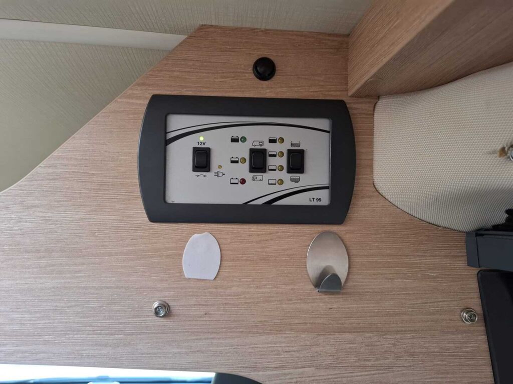 Pössl RoadCar VAN R 600 2016 Harmaa