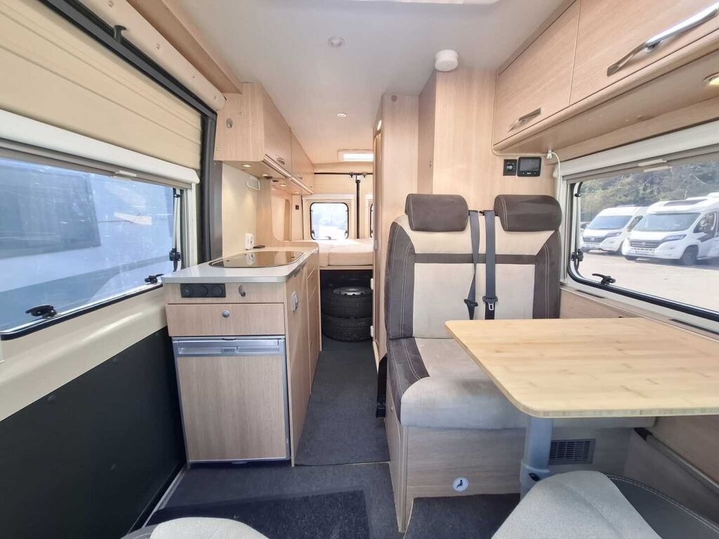 Pössl RoadCar VAN R 600 2016 Harmaa