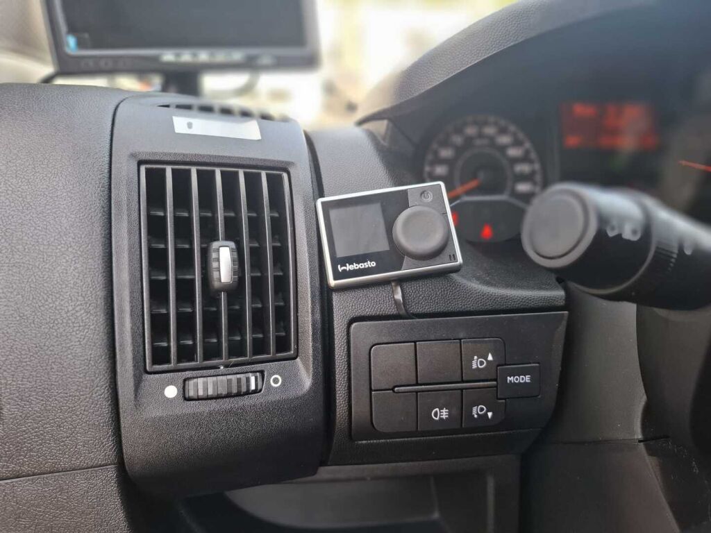 Pössl RoadCar VAN R 600 2016 Harmaa