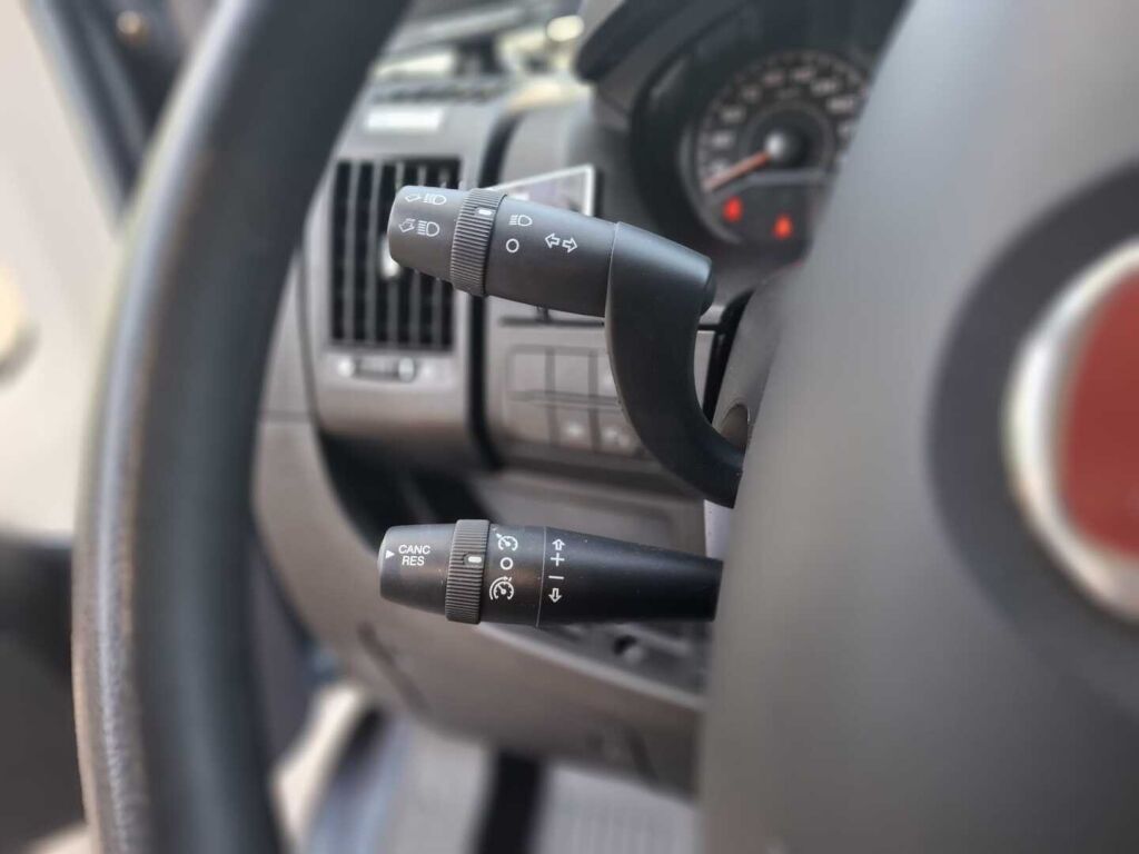 Pössl RoadCar VAN R 600 2016 Harmaa