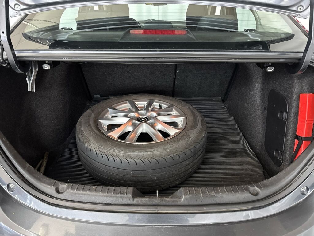 Mazda Mazda3 2014 Harmaa