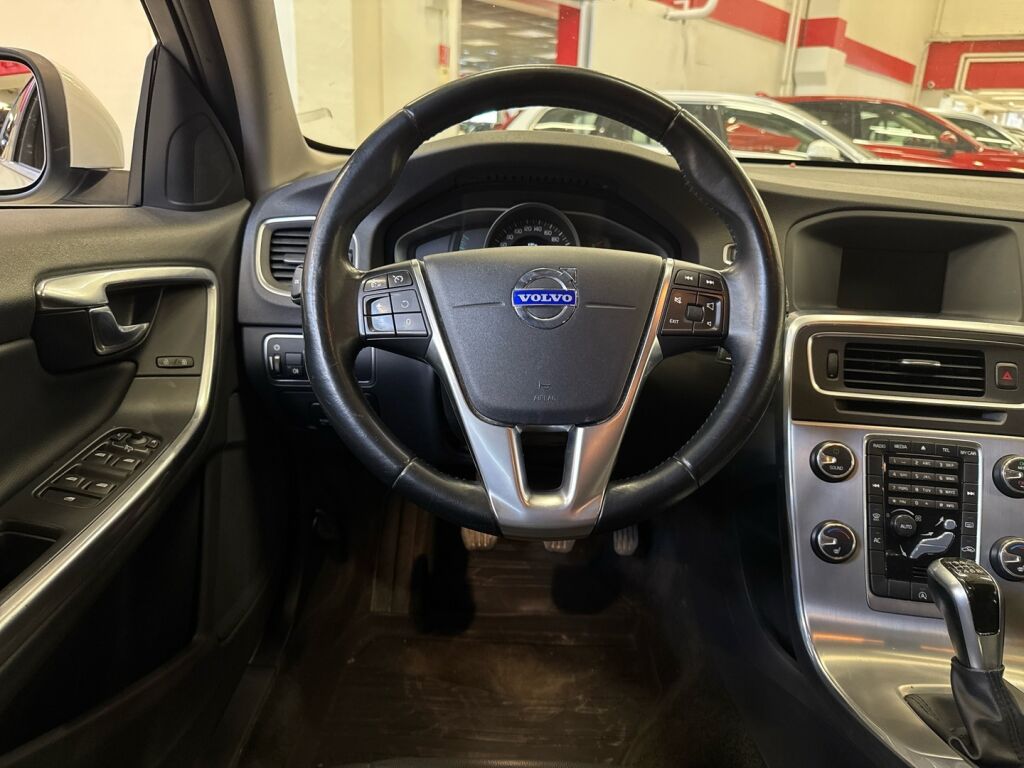 Volvo V60 2014 Valkoinen