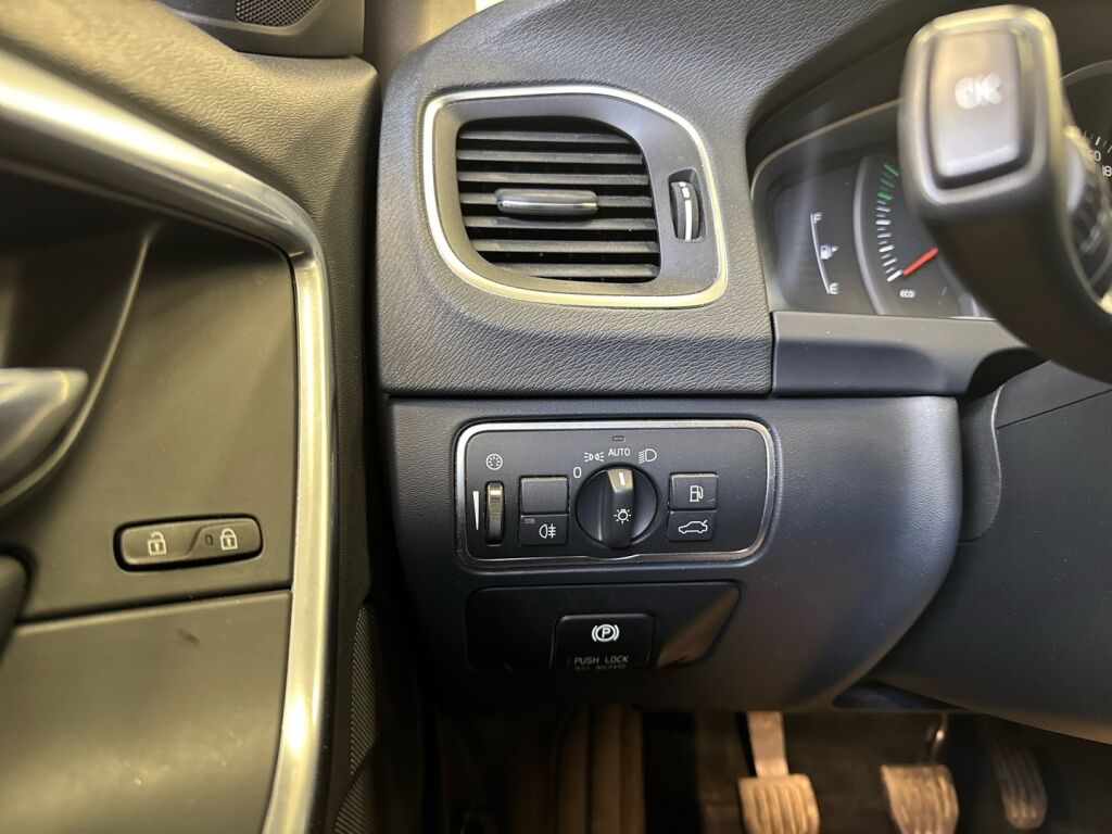 Volvo V60 2014 Valkoinen