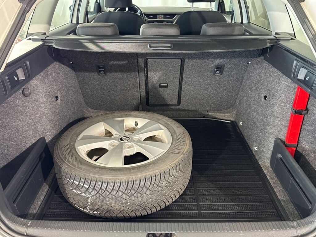 Skoda Octavia 2014 Valkoinen