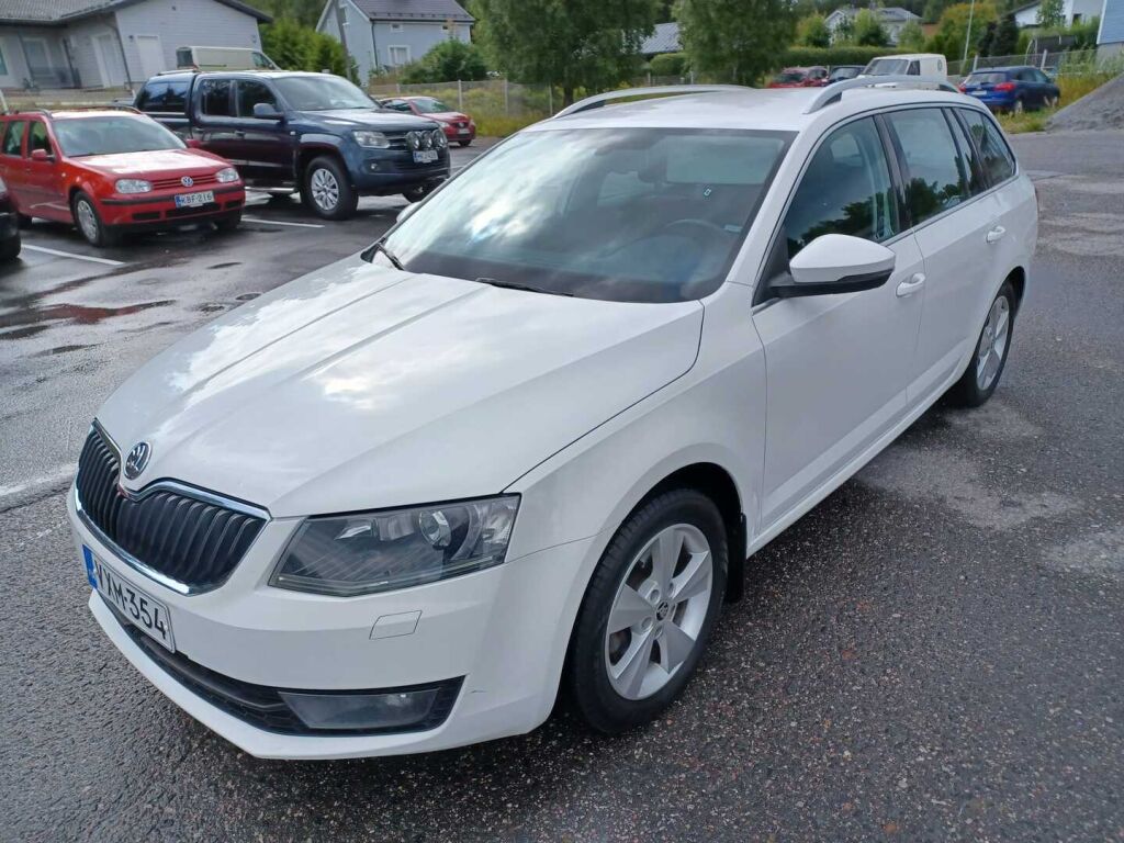 Skoda Octavia 2014 Valkoinen